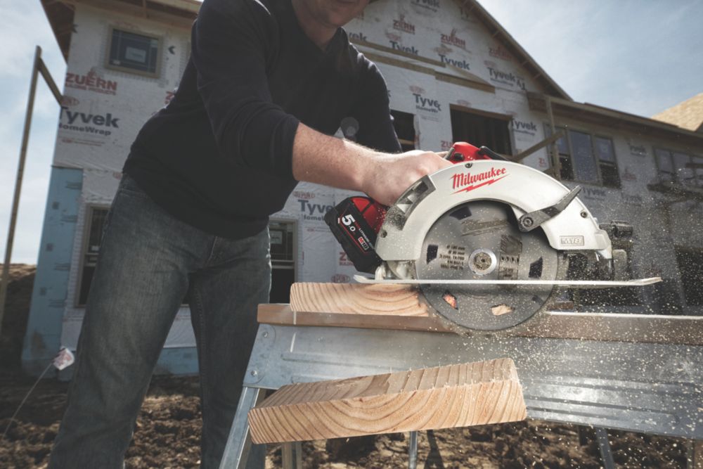 Milwaukee 190mm best sale circular saw