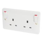 Hager Sollysta WMSS82O 13A 2-Gang 2P+E Switched Socket White