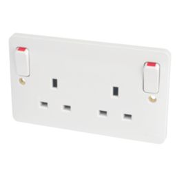 Hager Sollysta WMSS82O 13A 2-Gang 2P+E Switched Socket White