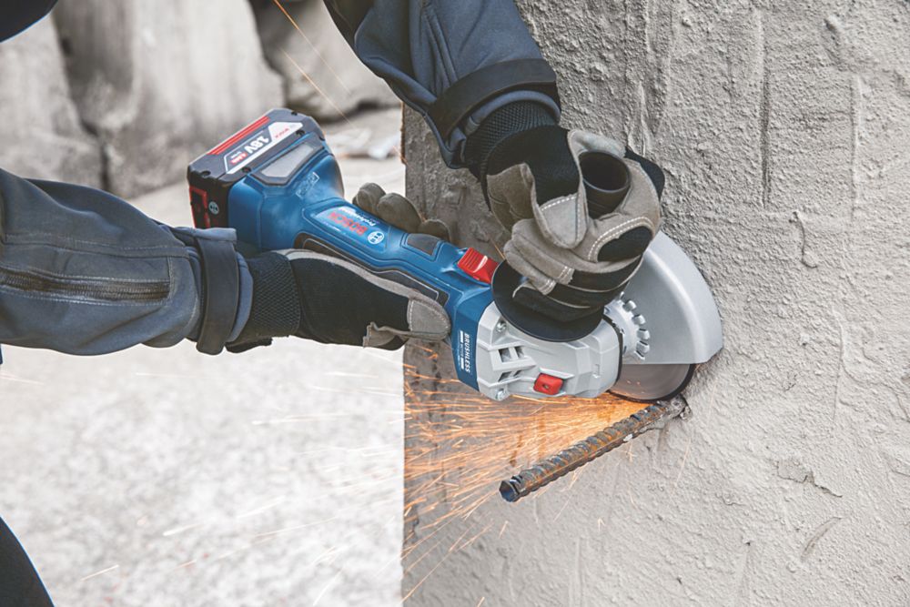 Bosch GWS 18V-180 PC 18V Li-Ion Coolpack 7 Brushless Cordless BITURBO  Angle Grinder - Bare - Screwfix