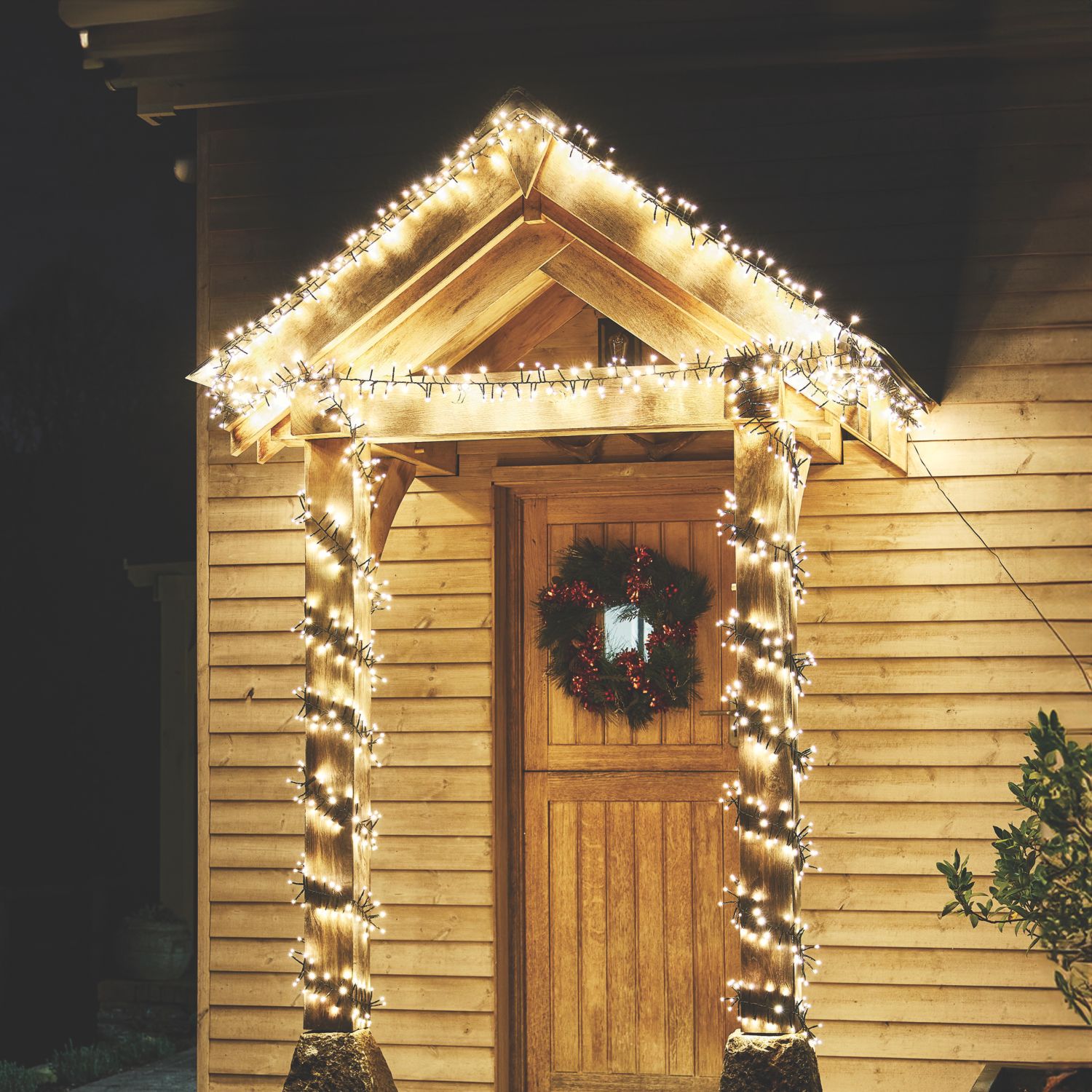 300 LED Indoor & Outdoor Warm White Cluster Christmas Lights (866CL)