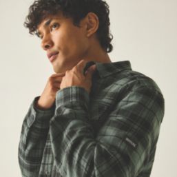 Regatta Spennith  Shacket Dark Forest/Black Check Medium 39-40" Chest