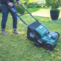 Webb Eco X-Series WEV20X2SRB4X 40V 2 x 4.0Ah Li-Ion  Brushless Cordless 38cm Scarifier Rake