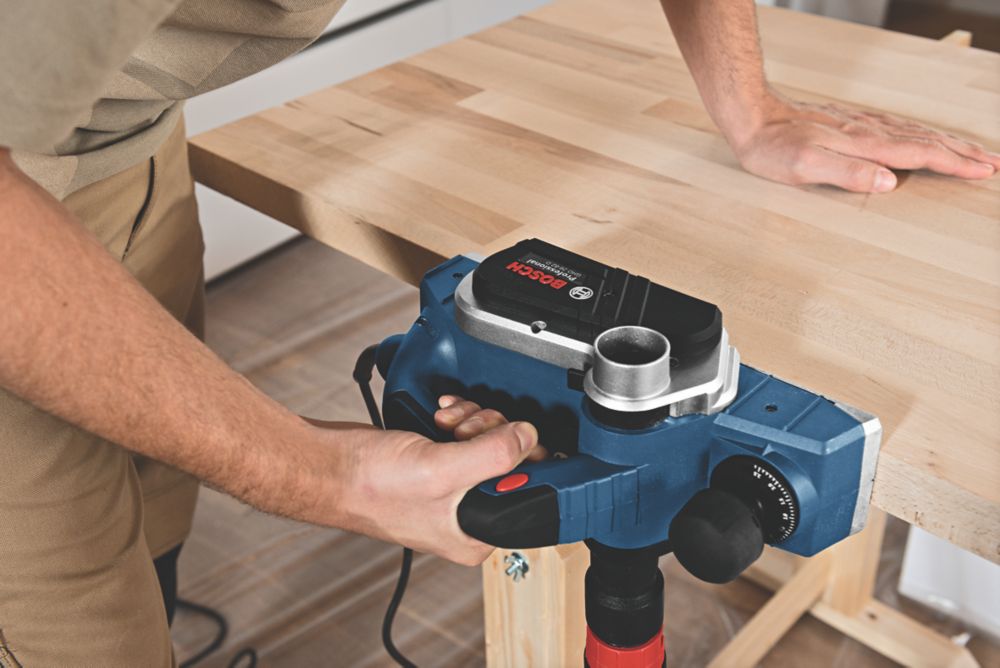 Bosch 18v planer online screwfix