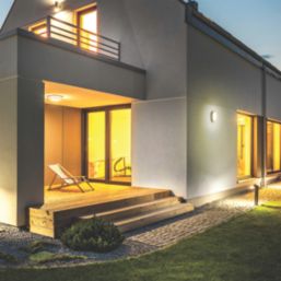 Luceco Eco Mini Outdoor Oval LED Bulkhead White 5.5W 450lm