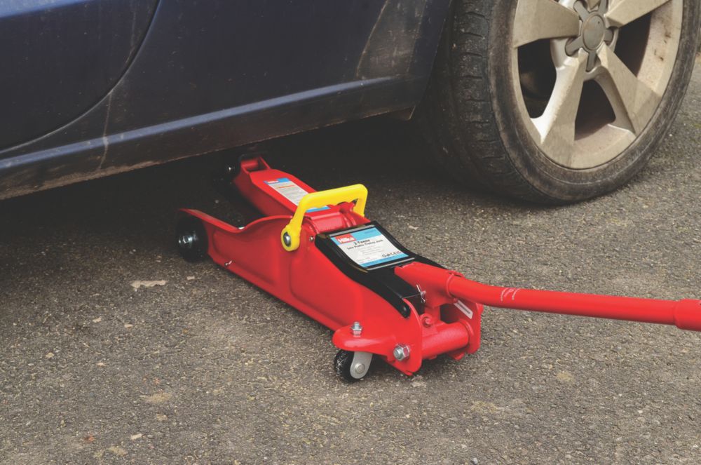 Chicago Pneumatic CP80020 2 Ton Low Profile Trolley Jack - Heavy Duty & Reliable