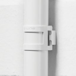 D-Line Pre-Galvanised Steel Safe-D Conduit Saddles 20mm White 100 Pack