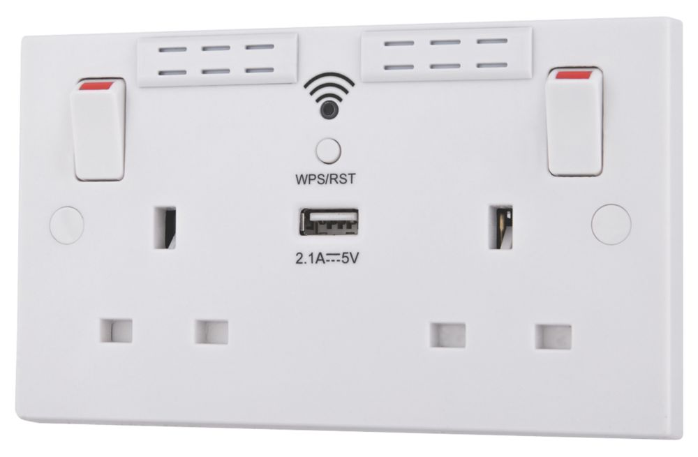 British General 900 Series 13A 2-Gang SP Switched Wi-Fi Extender Socket + 2.1A 10.5W 1-Outlet Type A USB Charger White