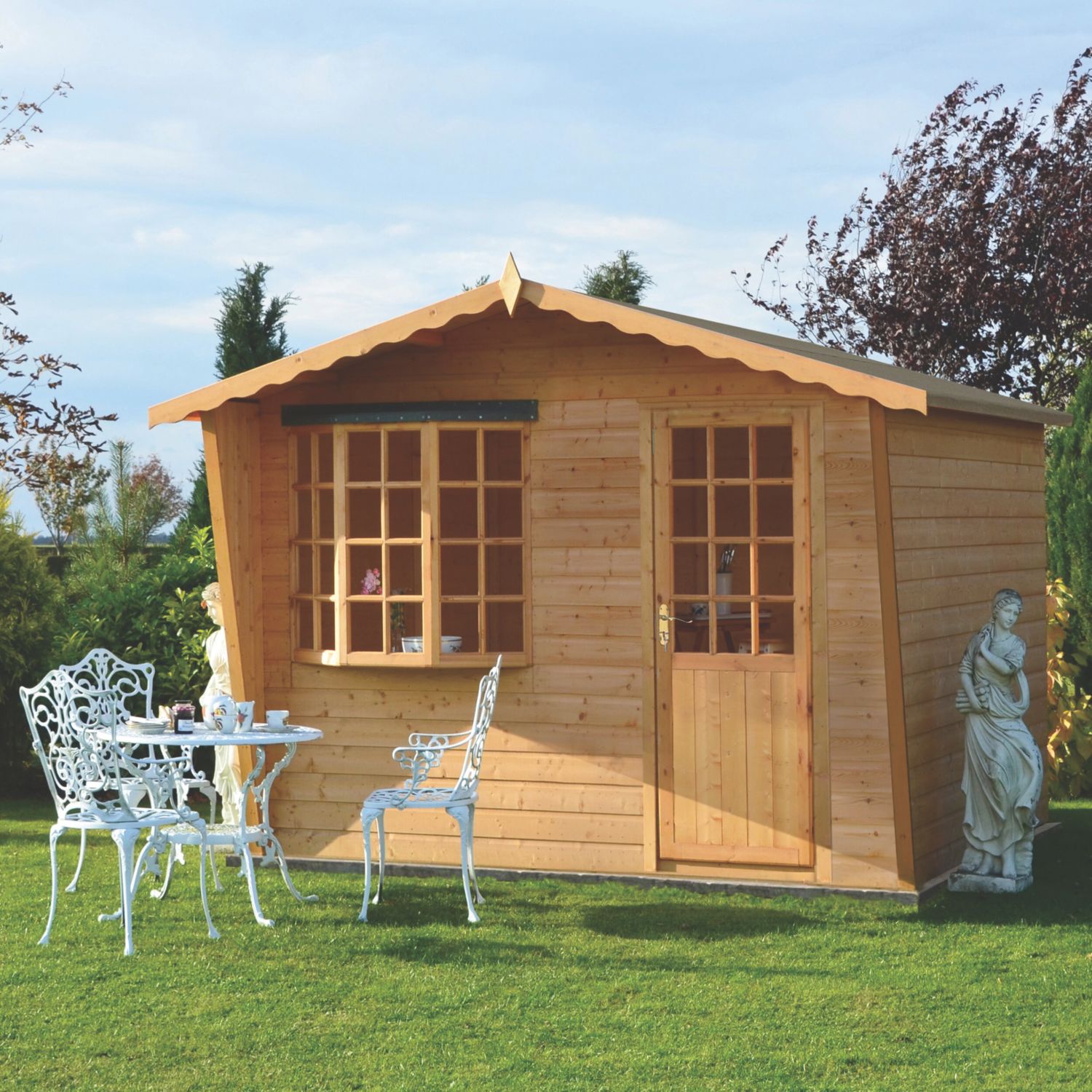 Shire Goodwood 10' x 10' (Nominal) Apex Shiplap T&G Timber Summerhouse (88840)