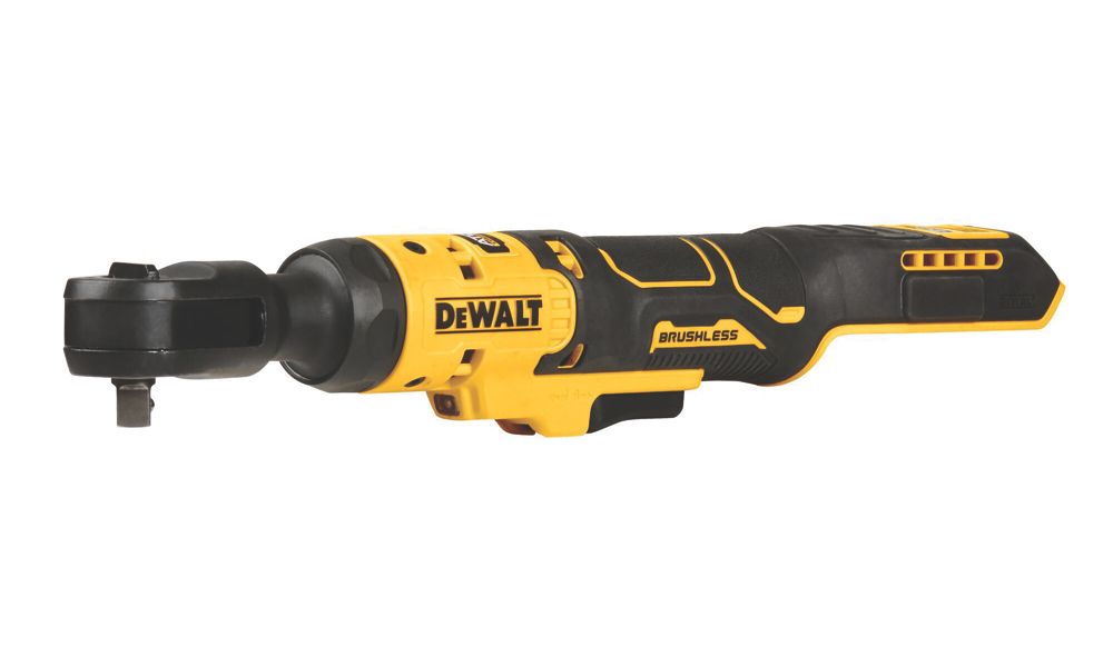 Dewalt impact gun discount screwfix