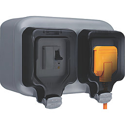 Masterplug  IP66 13A 1-Gang Weatherproof Outdoor Unswitched Active Plug Socket With RCBO