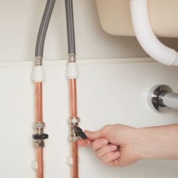 Flomasta Isolating Valve with Handle 15mm