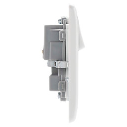 British General 800 Series 13A 2-Gang DP Switched Socket White