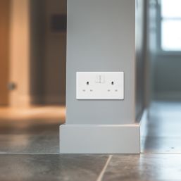 British General 800 Series 13A 2-Gang DP Switched Socket White