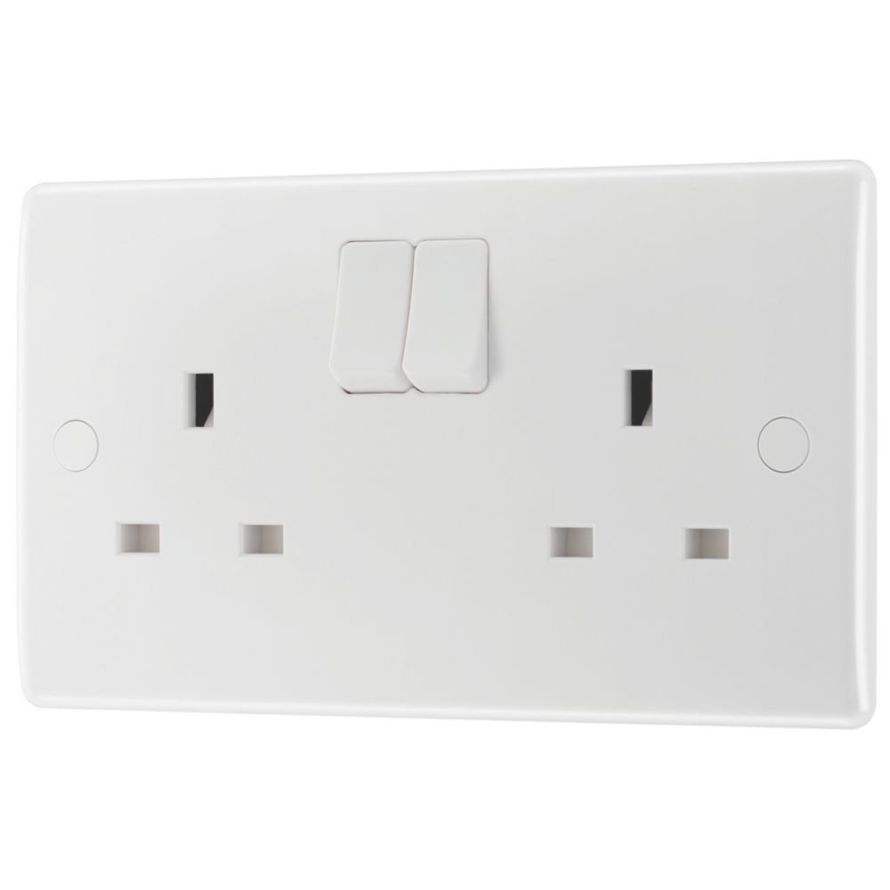 British General 800 Series 13A 2-Gang DP Switched Socket White