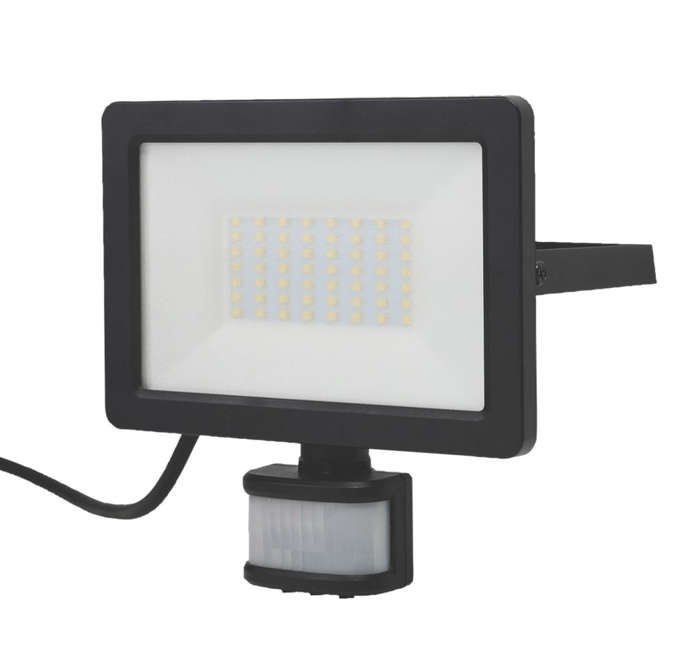 Best pir outlet floodlight