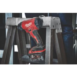 Milwaukee M18 BHG-502C 18V 2 x 5.0Ah Li-Ion RedLithium Cordless Heat Gun