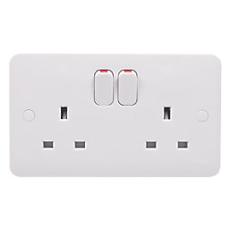 Schneider Electric Lisse 13A 2-Gang DP Switched Plug Socket White