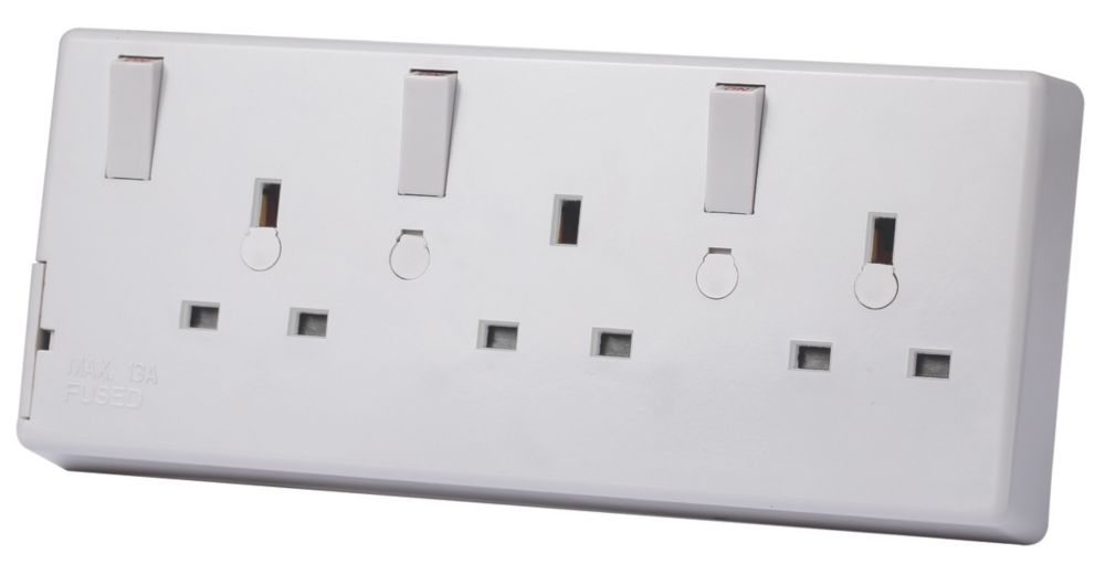 Screwfix deals electrical sockets