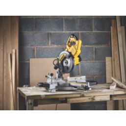 Screwfix sliding deals compound mitre saw