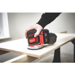 Milwaukee M18 BOS125-502B 125mm 18V 2 x 5.0Ah Li-Ion RedLithium  Cordless Random Orbit Sander