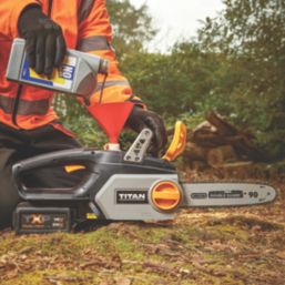 Titan TTI932CHN 18V Li-Ion TXP  Cordless 25cm Chainsaw - Bare