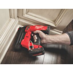 Electric nail gun milwaukee hot sale