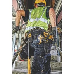 DEWALT  Apron 37-50" Black/Yellow