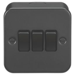 Knightsbridge  10AX 3-Gang 2-Way Metal Clad Switch