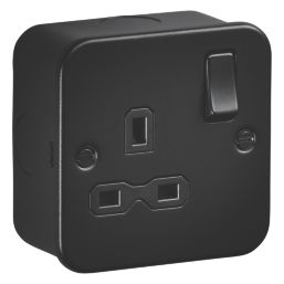 Knightsbridge  Black 13A 1-Gang DP Switched Metal Clad Single Socket  with Black Inserts