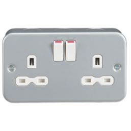 Knightsbridge 13A 2-Gang DP Switched Metal Clad Socket with White ...