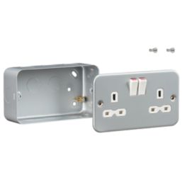 Knightsbridge   13A 2-Gang DP Switched Metal Clad Socket  with White Inserts