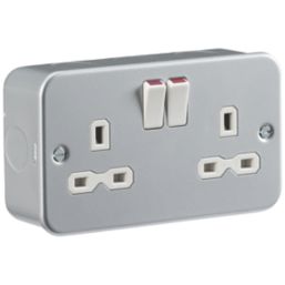 Knightsbridge   13A 2-Gang DP Switched Metal Clad Socket  with White Inserts