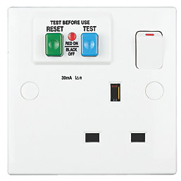 Schneider Electric Exclusive Square Edge 30mA 1-Gang 2P+E Switched Passive RCD Socket White