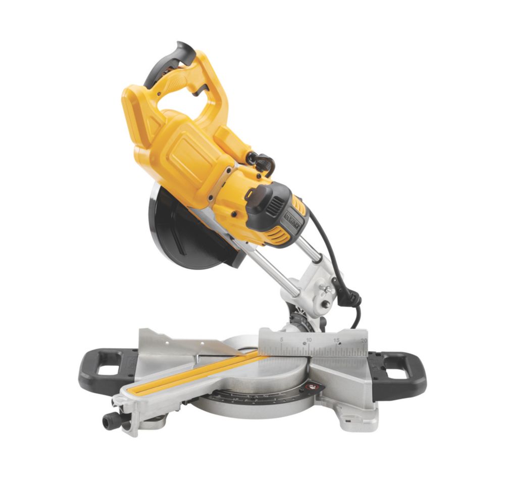 Dws774 screwfix discount