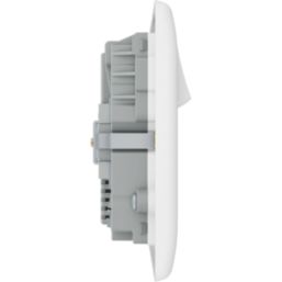 British General 800 Series 13A 2-Gang SP Switched Socket + 3.25A 22W 2-Outlet Type C USB Charger White