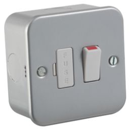 Knightsbridge  13A Switched Metal Clad Fused Spur   with White Inserts