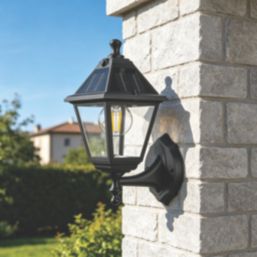 Essentials Varennes Outdoor LED Solar Wall Light With PIR Sensor Black 500lm