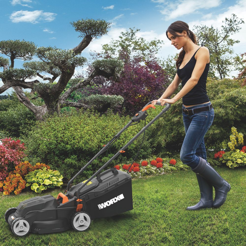 Worx WG713E 1200W 34cm Push Lawn Mower 230 240V