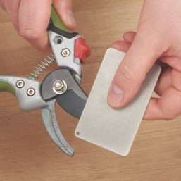 Sharpening card Credit Card Sharpener and Maintenance Tool