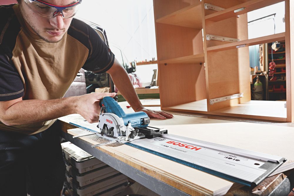 Bosch discount electric saw