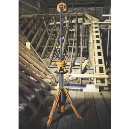 Tripod for dewalt deals light