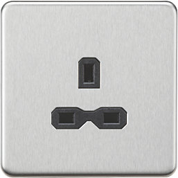 Knightsbridge  13A 1-Gang Unswitched Socket Brushed Chrome with Black Inserts
