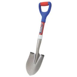 Screwfix shovel clearance