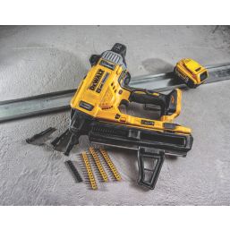 DEWALT Zinc-Plated Collated Concrete Nails 2.6mm x 30mm 1005 Pack