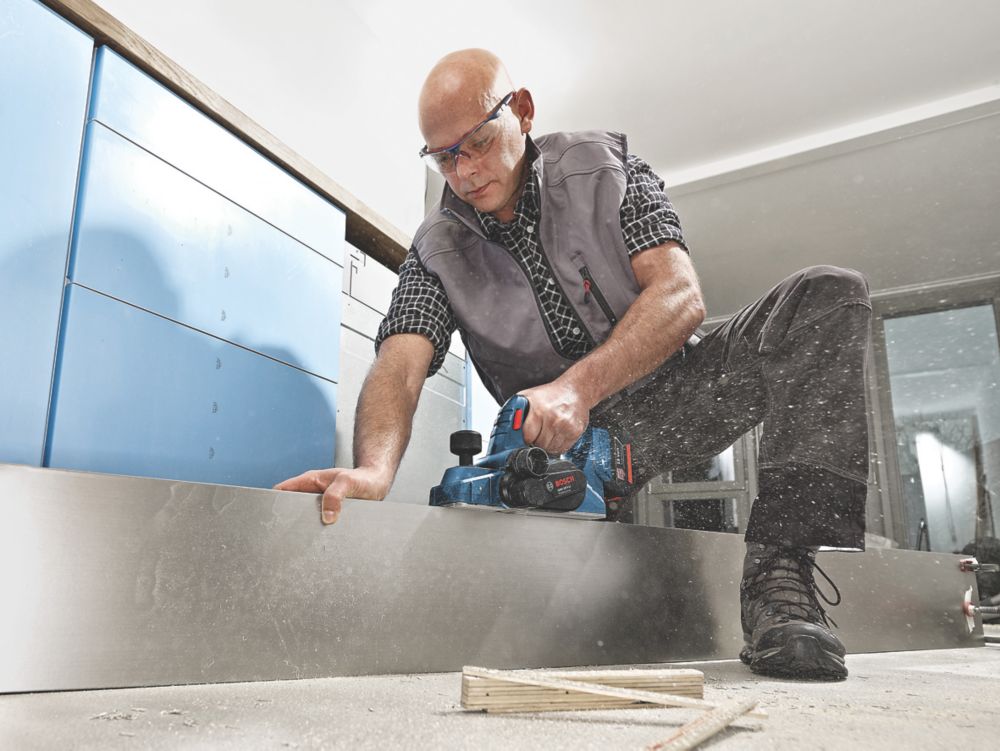 Bosch 2025 cordless planer