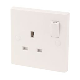 Essentials  13A 1-Gang SP Switched Plug Socket White