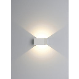 4lite  LED Wall Light Matt White 6.5W 180lm