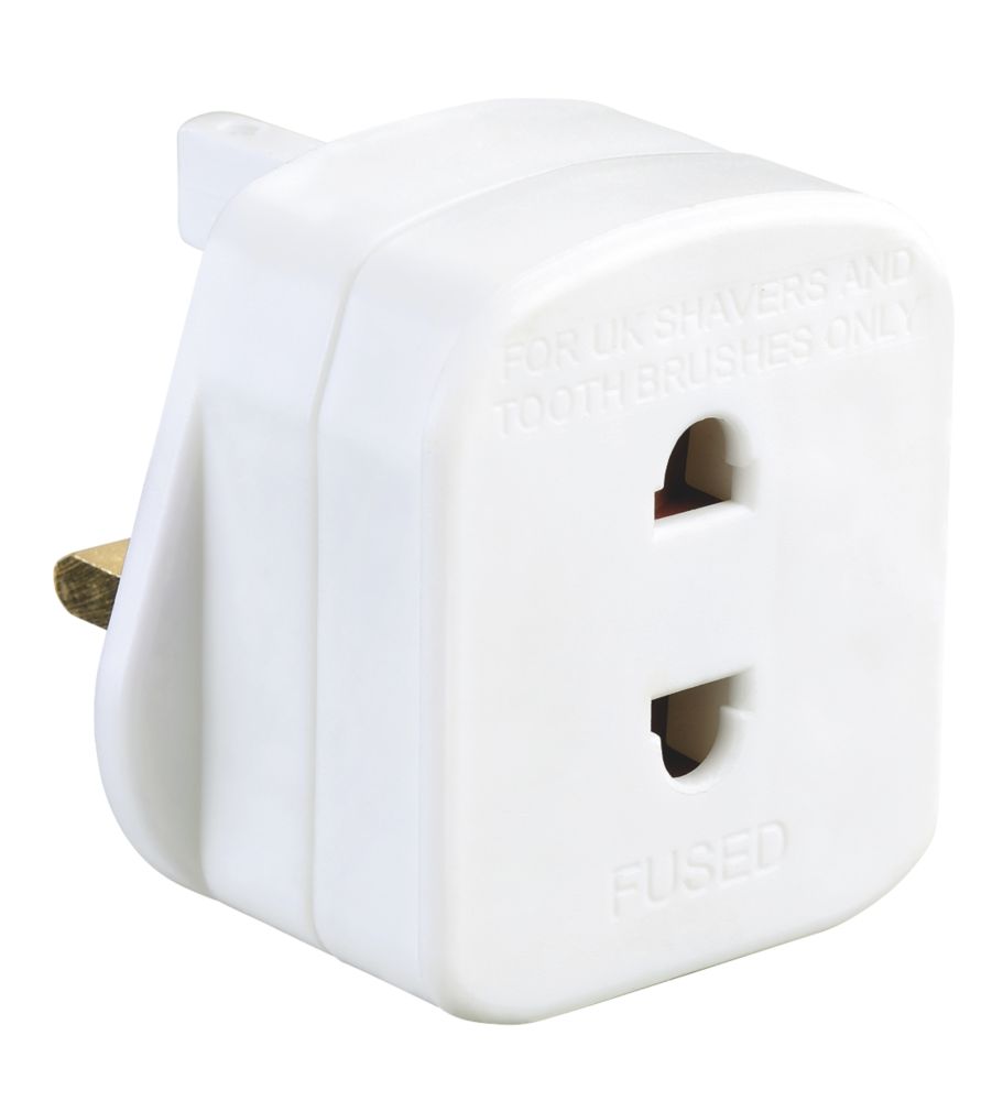 Masterplug 3-Pin Fused Shaver Adaptor - Screwfix