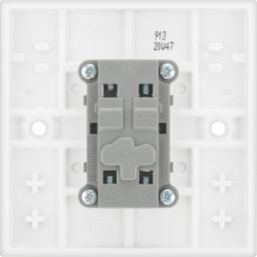 British General 900 Series 10AX 1-Gang Intermediate Switch White